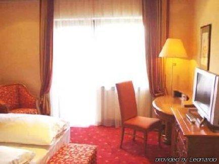 Hotel Gloriette Boutiquehotel 4*